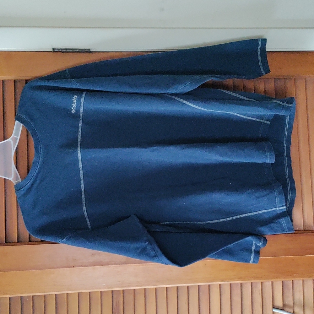 Columbia men's size XL long sleeve blue shirt